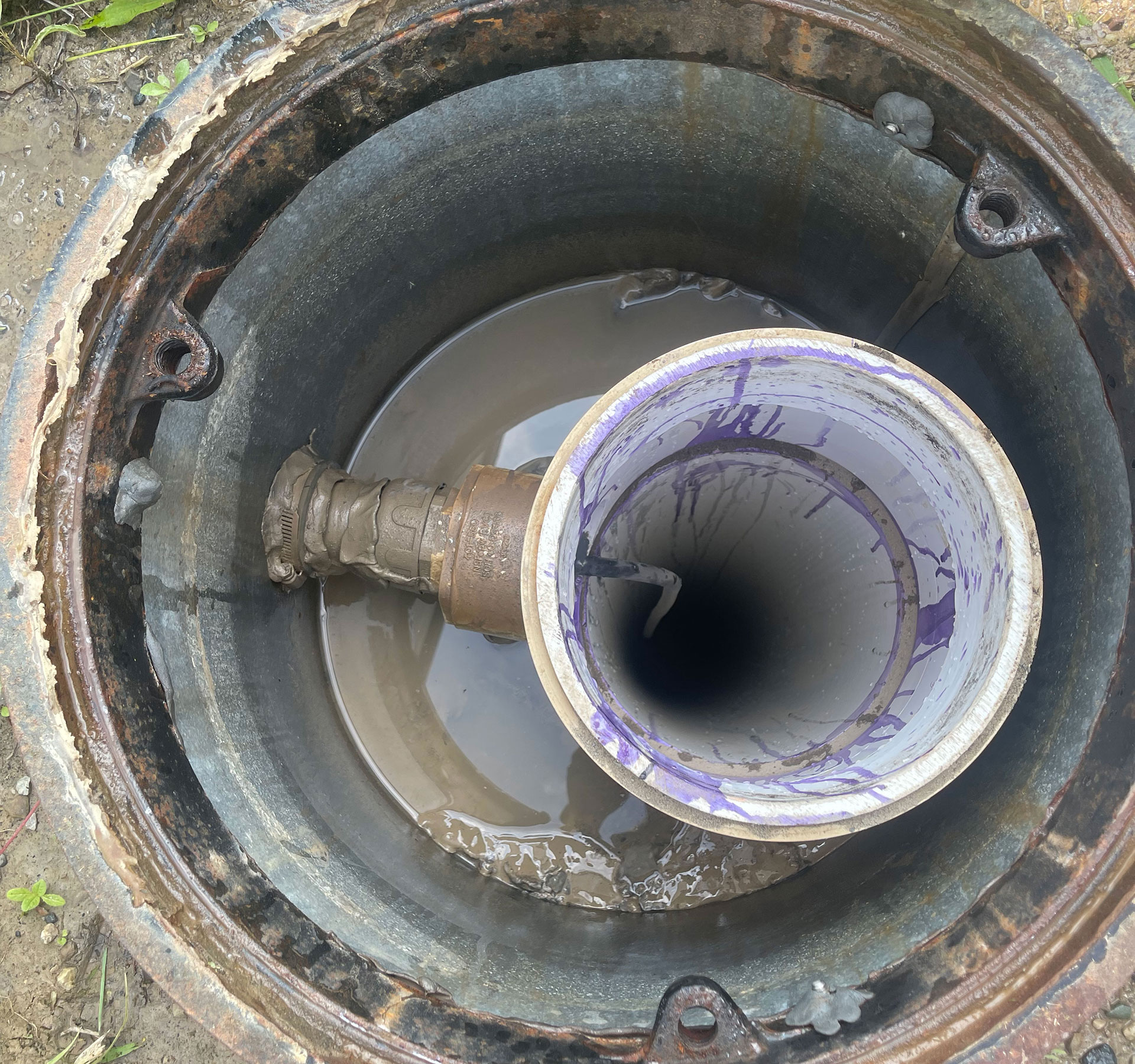 The 40T posthole instruments were deployed in cased holes to depths of down to 10 metres